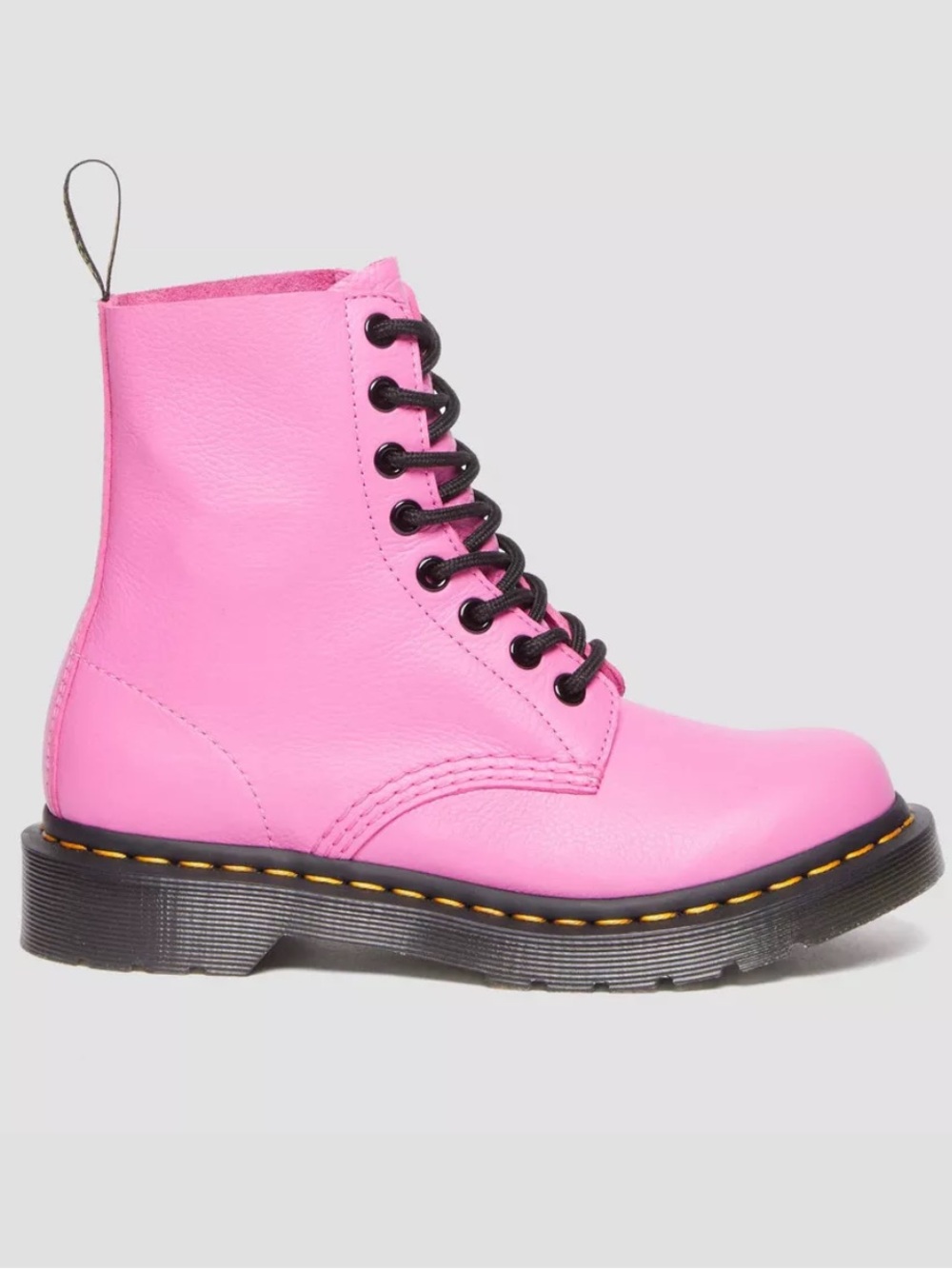 Dr. Martens 1460 Pascal Virginia Leather Thrift Pink Women’s size 9 NEW!!!